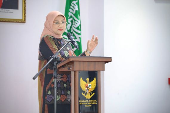 Menaker Ida Fauziyah Minta Atnaker Tingkatkan Perlindungan Pekerja Migran Indonesia - JPNN.COM