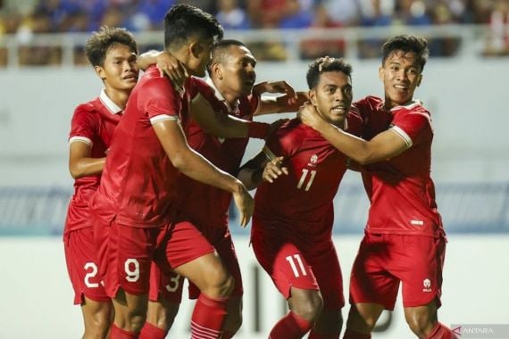 Timnas U-23 Indonesia ke Final Piala AFF, Erick Thohir Minta Semua Pihak Jangan Jemawa - JPNN.COM