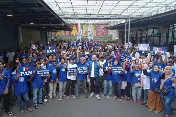 PAN Memperhatikan Rakyat Kecil, Sopir Angkot Bogor Beri Dukungan untuk Pemilu 2024 - JPNN.COM