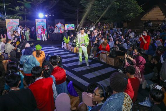 Gabungan Seniman Gelar Bandung Street Fashion Untuk Dukung Kreativitas Anak Muda - JPNN.COM