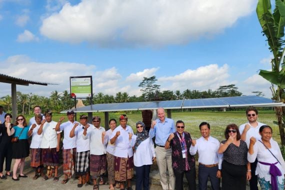 Desa Pulau Semambu Sulap Pertanian Lebih Ramah Lingkungan Berkat Energi Surya dari Pertamina - JPNN.COM