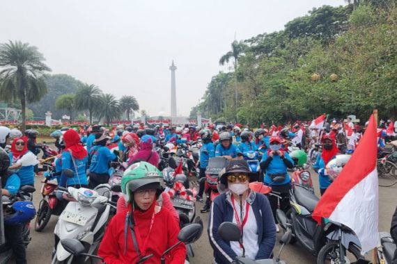 Parade Budaya Merah Putih Dibanjiri Ribuan Warga Jakarta - JPNN.COM