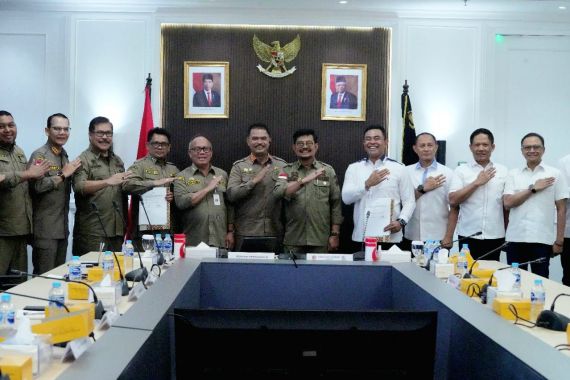 Kementan Gandeng Polri untuk Mendata Penggilangan Padi di Seluruh Indonesia - JPNN.COM