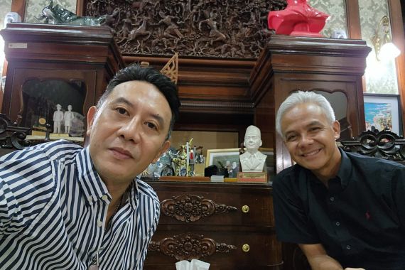 Sonny Tulung Bareng Cucu Bung Karno Dukung Ganjar Pranowo - JPNN.COM