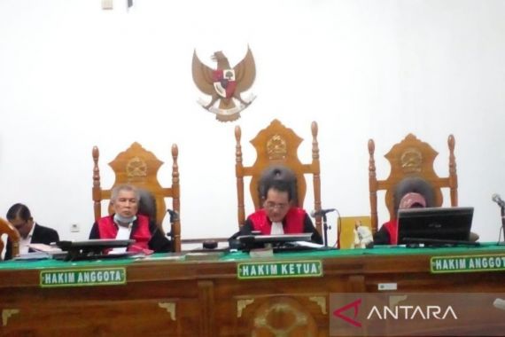 2 Kurir Sabu-Sabu 20 Kg asal Riau Divonis Penjara Seumur Hidup - JPNN.COM