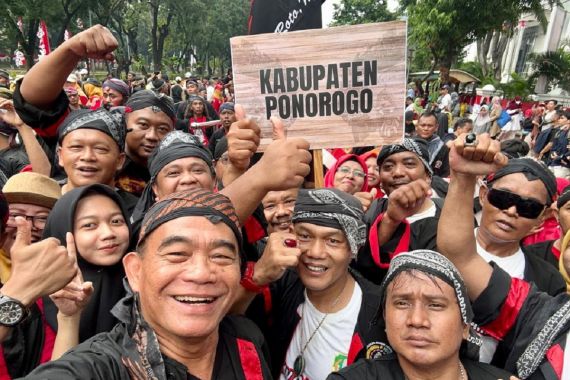 Sambut Pawai Reog Ponorogo, Menko PMK: Layak Jadi Warisan Budaya Tak Benda Dunia - JPNN.COM