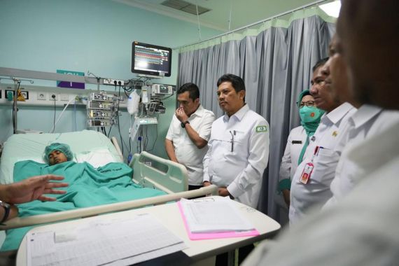 Peran RS Terapung Bantu Tangani Peserta BPJS Kesehatan Penderita Jantung Bocor Asal NTT - JPNN.COM