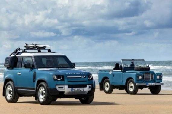 Land Rover Defender 90 Marine Blue Hadir dalam Peringatan Spesial - JPNN.COM