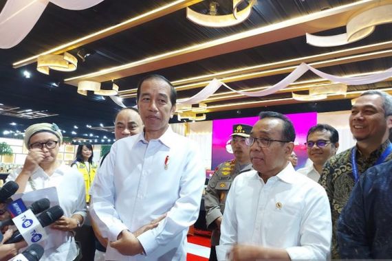 Jokowi Mengeklaim tak Bahas Rencana Duet Anies-Cak Imin saat Bertemu Surya Paloh - JPNN.COM