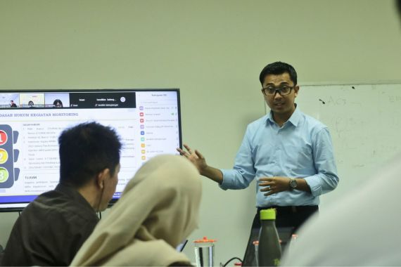 Pastikan Penerima Fasilitas MITA Jaga Integritas, Bea Cukai Tanjung Perak Rutin Lakukan Ini - JPNN.COM