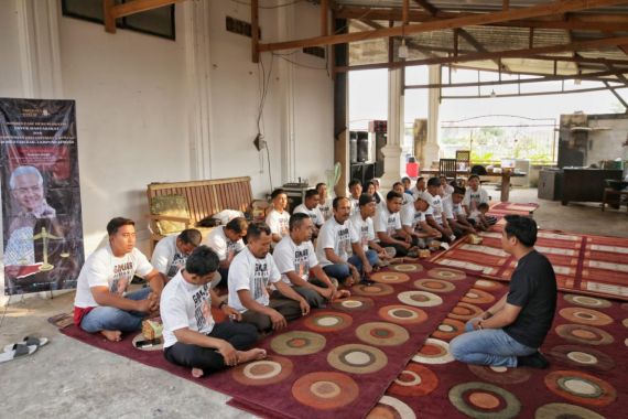 Crivisaya Ganjar Buka Bantuan Hukum Gratis Bagi Warga Lampung Tengah - JPNN.COM