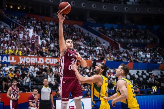 FIBA World Cup 2023: Gulung Brasil, Timnas Basket Latvia Melaju ke Perempat Final - JPNN.COM