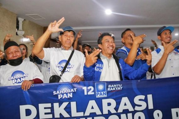 PAN Harapan Rakyat, Ratusan Pengemudi Becak dan Andong Se-Yogyakarta Memberi Dukungan - JPNN.COM