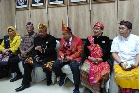 39 Tahun UT, Tatanan dan Budaya Kerja Baru, Panen Rekor MURI - JPNN.COM