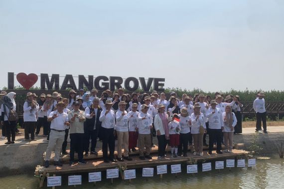 Pelindo Beri Dukungan Nyata Konservasi Mangrove di Tangerang - JPNN.COM