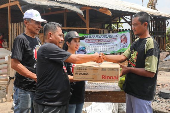 Petebu Dukung Ganjar Galang Dana Untuk Bantu Korban Kebakaran di Lampung Tengah - JPNN.COM