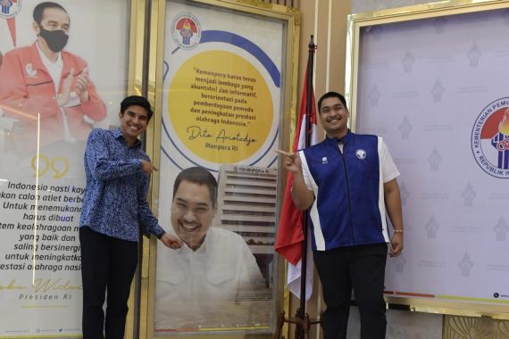 Menpora Dito Bertemu Ketum Parpol Termuda Malaysia, Diskusi Santai Sambil Menikmati Makanan Warteg - JPNN.COM