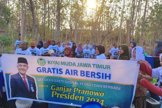 Kiai Muda Dukung Ganjar Salurkan Air Bersih Untuk Bantu Warga Bojonegoro - JPNN.COM