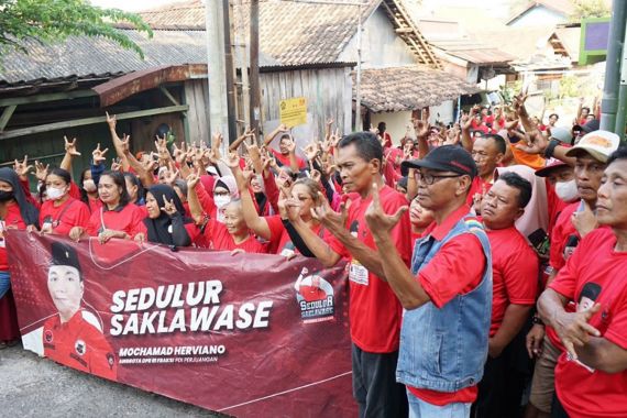 Sedulur Saklawase Perkuat Dukungan untuk Herviano Melalui Berbagai Kegiatan Positif - JPNN.COM