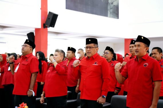 Hasto Singgung Museum SBY-ANI di Hadapan Ratusan Kader, Ada Pesan Terinspirasi - JPNN.COM