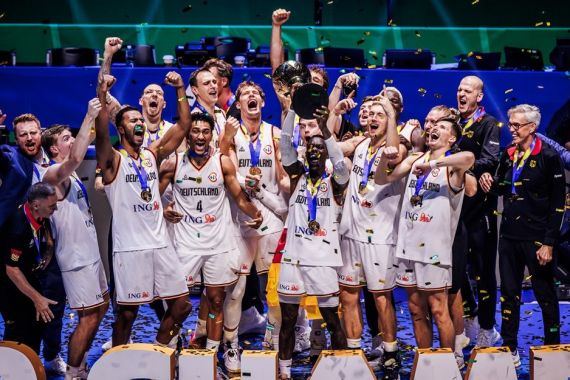 Makin Terpuruk di Sepak Bola, Jerman Raih Gelar Juara Dunia Basket - JPNN.COM