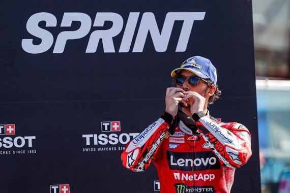 Jorge Lorenzo Kritik Selebrasi Francesco Bagnaia di MotoGP Indonesia 2023 - JPNN.COM