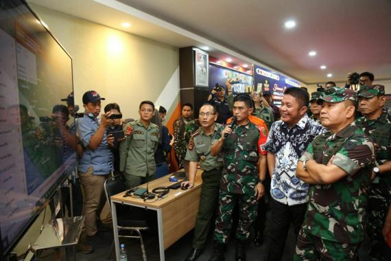 Rakor Bareng Jenderal Dudung, Gubernur Herman Deru Paparkan Upaya Pencegahan Karhutla di Sumsel - JPNN.COM