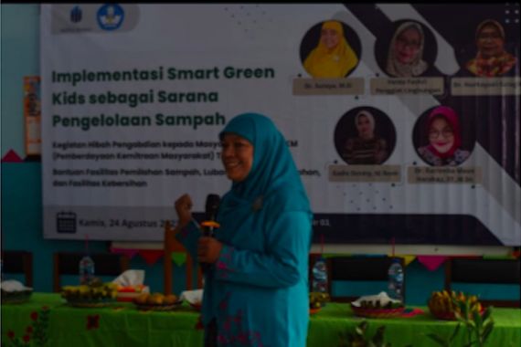 Gelar Pengabdian Masyarakat, Tim Hibah UMB Implementasikan Program Smart Green Kids - JPNN.COM