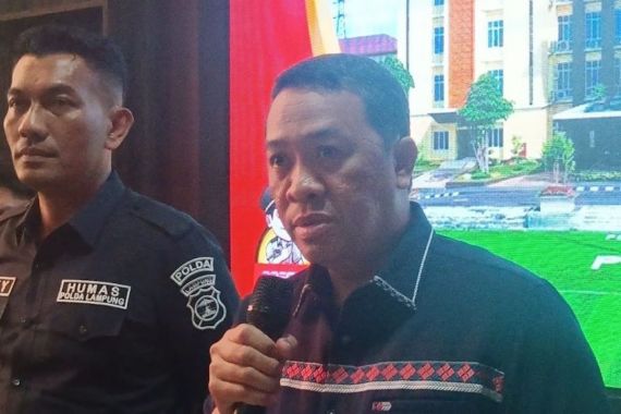 2 Kurir Bawa 30 Kg Sabu-Sabu Ditangkap Polda Lampung, Terancam Hukuman Mati - JPNN.COM