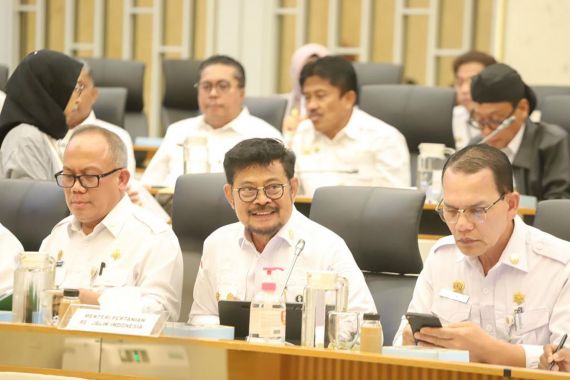 Ketua Komisi IV DPR Apresiasi Kinerja Kementan atas Raihan WTP 7 Tahun Berturut-turut - JPNN.COM