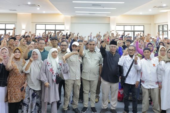 Ratusan Pedagang UMKM & Disabilitas di Bandung Dukung Prabowo jadi Capres 2024 - JPNN.COM