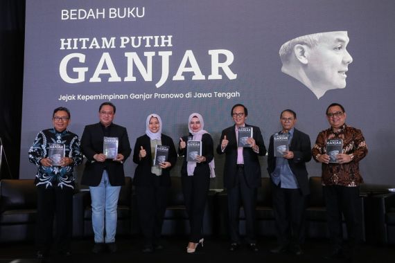 Psikolog Mengulas Kepemimpinan Ganjar Pranowo Lewat Bedah Buku 'Hitam Putih Ganjar' - JPNN.COM