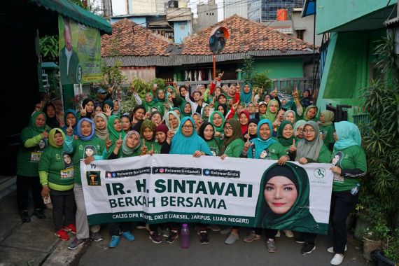 Relawan Sintawati Beri Dukungan Morel kepada Masyarakat di Jaksel - JPNN.COM