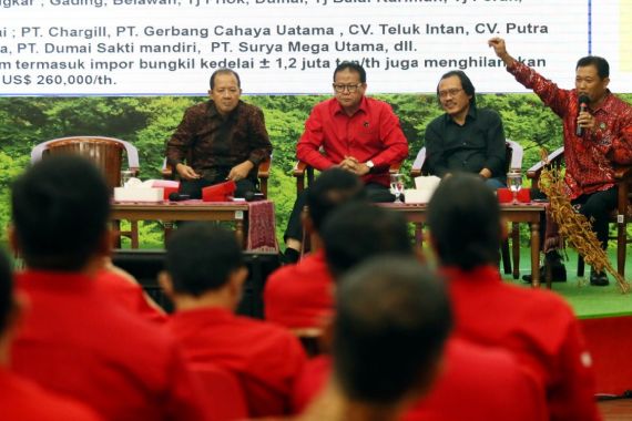 Di Forum PDIP, Ahli Ini Sebut Sishankamrata Bisa Diwujudkan Melalui Kedaulatan Pangan - JPNN.COM