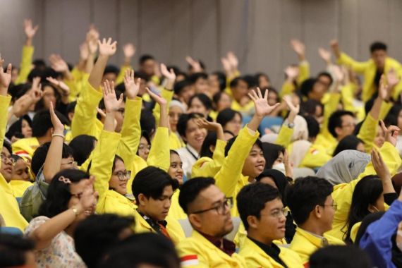 Ganjar Mendorong Peningkatan SDM dan Kesehatan Mental, Mahasiswa UI Beri Apresiasi - JPNN.COM