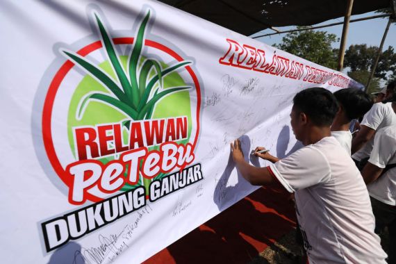 Petani Tebu, Seniman Sunda, dan Warga Subang Siap Memenangkan Ganjar Pranowo - JPNN.COM