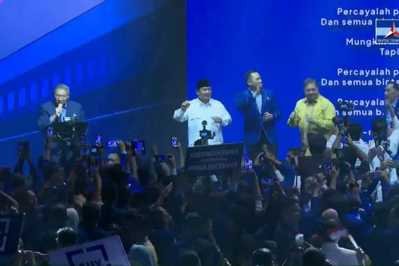 SBY Sampaikan Pesan untuk Prabowo lewat Lagu, Rapimnas Demokrat 'Pecah' - JPNN.COM