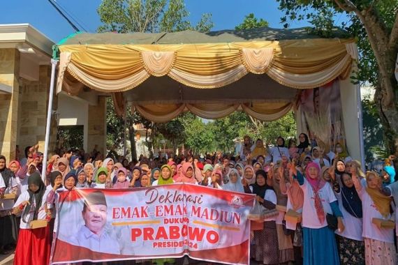 Capres Idola Mak-Mak, Prabowo Subianto Didukung Permata 08 - JPNN.COM