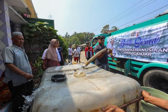 Gardu Ganjar Penuhi Kebutuhan Air Bersih Masyarakat Banten di 11 Titik - JPNN.COM