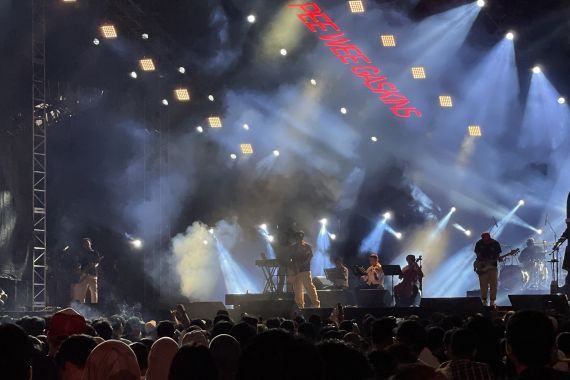 Momen Mengharukan Saat Pee Wee Gaskins Beraksi di Pestapora 2023 - JPNN.COM