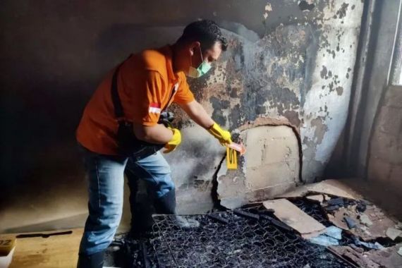 Polisi Ungkap Fakta Penyebab Kematian Wanita dalam Kebakaran di Banjarbaru, Ternyata - JPNN.COM