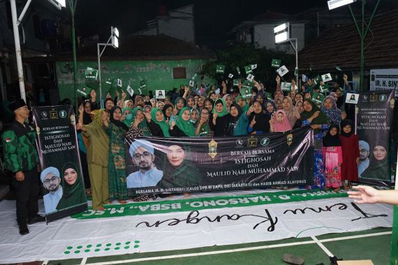 Relawan Sintawati Gelar Tebus Murah Sembako hingga Istigasah di Jakarta Selatan - JPNN.COM