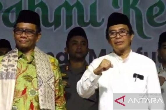 Respons Singkat Mahfud MD Soal Namanya Masuk Bursa Cawapres - JPNN.COM