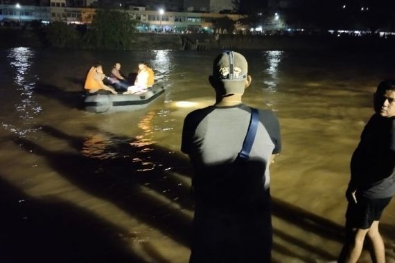 2 Siswa SMAN 1 Rengat Hilang Tenggelam di Sungai Pagar, Begini Kronologinya - JPNN.COM