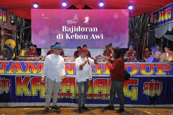 Sukarelawan Kenalkan Sosok Ganjar Pranowo Melalui Pendekatan Budaya - JPNN.COM