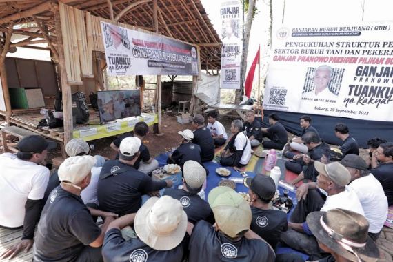 Ganjaran Buruh Kukuhkan Tim Pemenangan Sektor Petani dan Pekerja Seni di Subang - JPNN.COM