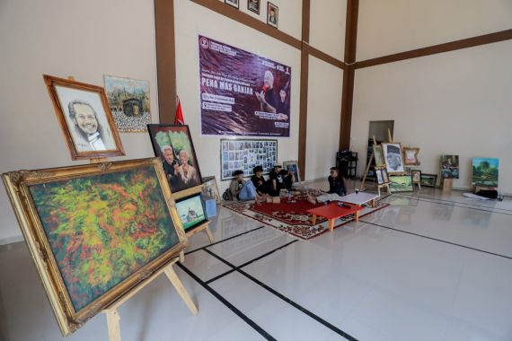 Komunitas Seni Kudus Apresiasi Pameran Lukisan dari Pena Mas Ganjar - JPNN.COM