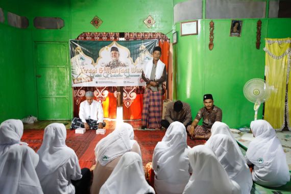 Tuan Guru Sahabat Ganjar Edukasi Warga Asahan Tentang Manfaat Berwudu - JPNN.COM