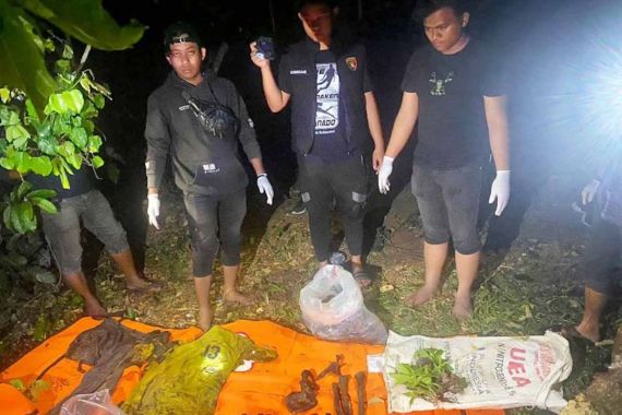 Penemuan Kerangka Manusia Dicor Semen Bikin Heboh Warga Aceh - JPNN.COM