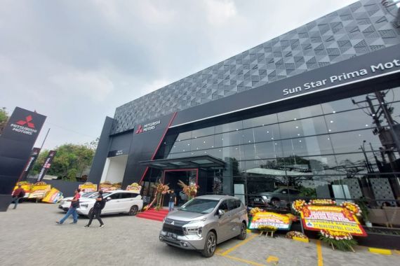 Mitsubishi Meresmikan 3 Dealer Baru Sekaligus, di Cibubur, Cibinong, dan Cikarang - JPNN.COM